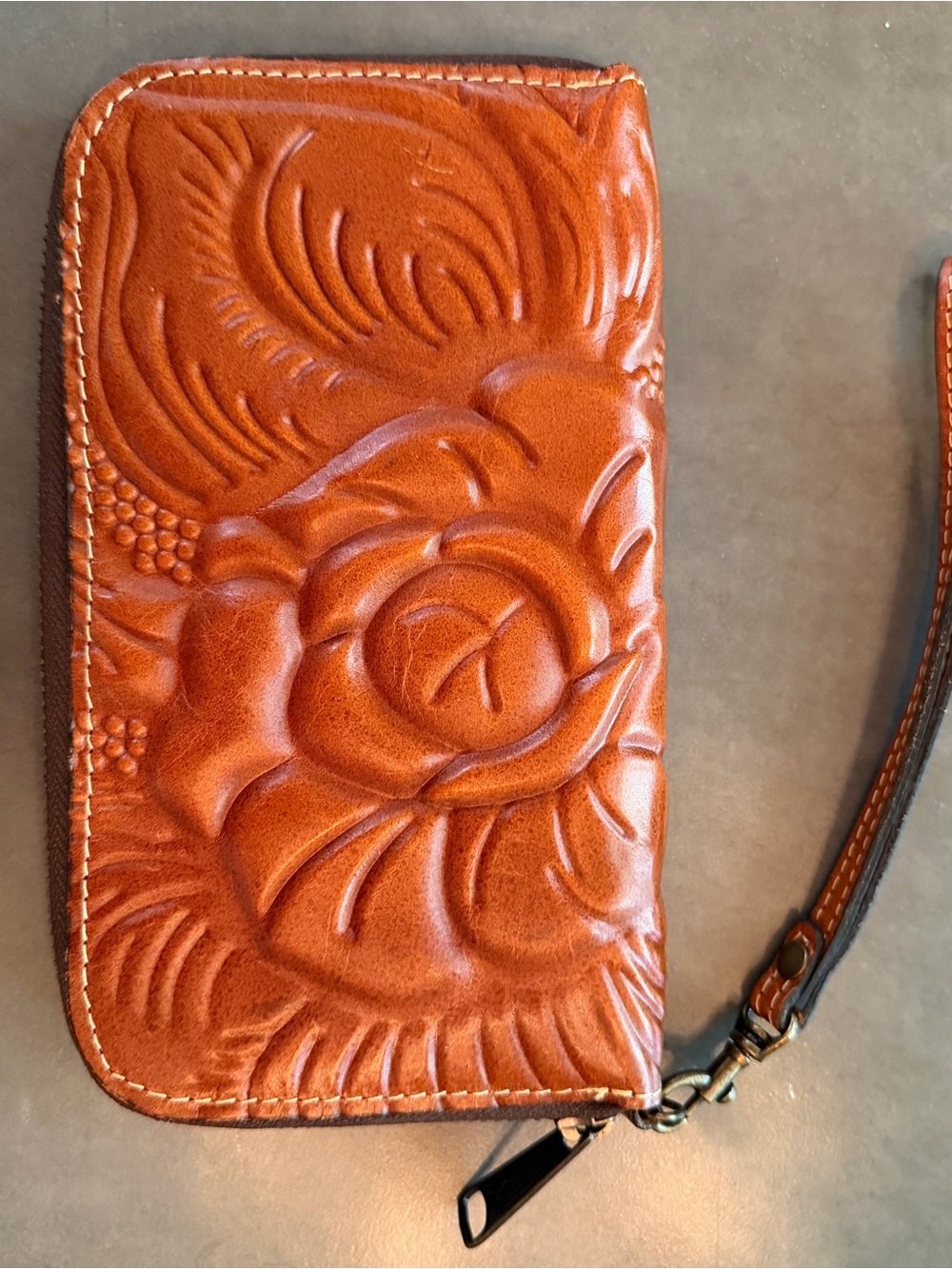 Patricia Nash Brown Floral Tooled Leather Wristlet Wallet - Picture 2 of 7